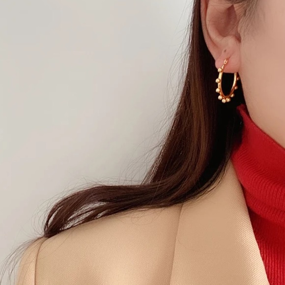 💛Gold plated beaded hoop earrings - Picture 4 of 6